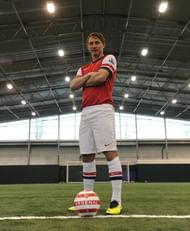 Kallstrom injured when signed